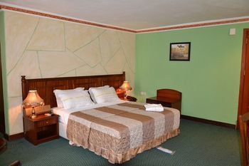 Venus Hotel Kinshasa Bagian luar foto