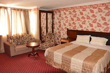 Venus Hotel Kinshasa Bagian luar foto