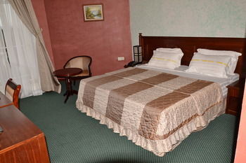 Venus Hotel Kinshasa Bagian luar foto